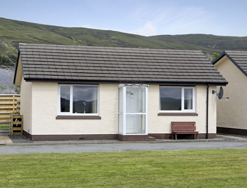 TO LET chalets at Borve